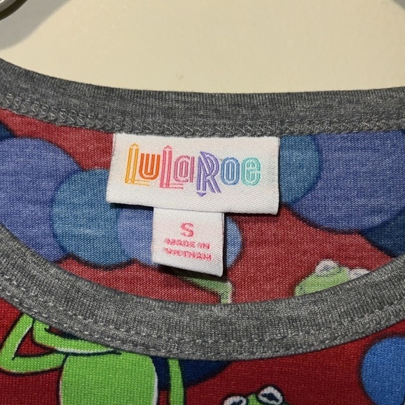 NEW Disney Kermit the Frog sesame street LuLaRoe Randy Shirt Size Small - Picture 3 of 5